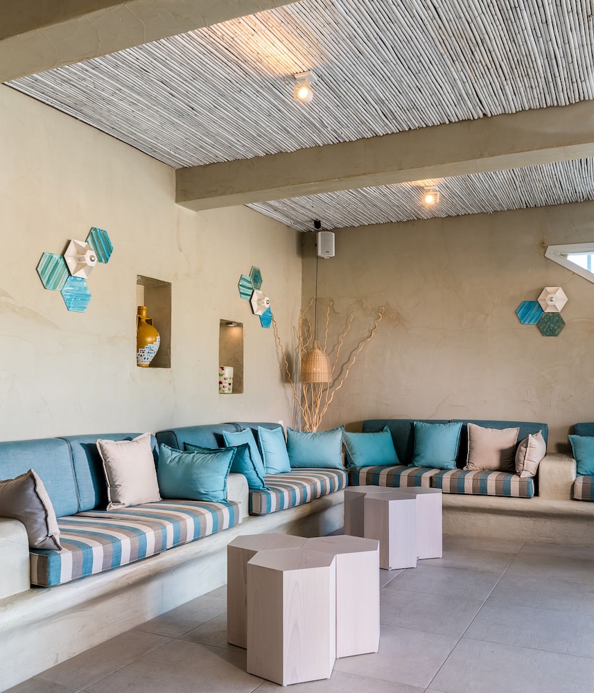 Nissia Kamares Hotel Apartments — Restaurant & bars in Kardamena, South Aegean