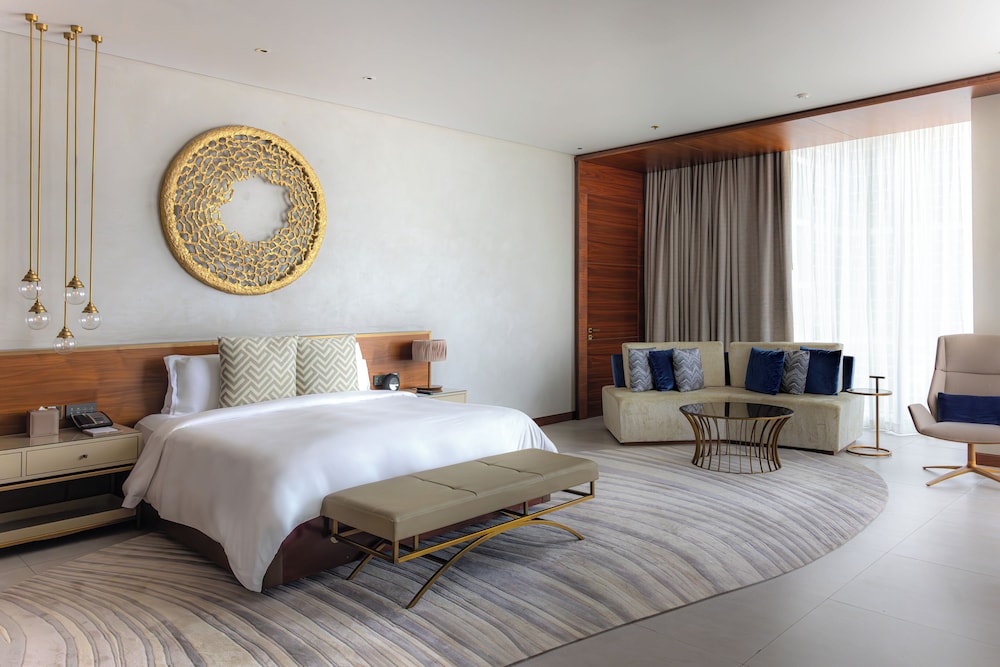 The St. Regis Downtown, Dubai — Hotel rooms in Dubai