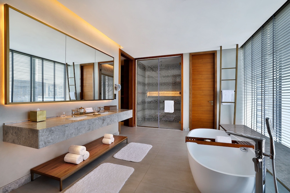 The St. Regis Downtown, Dubai — Hotel rooms in Dubai