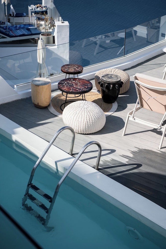 On The Rocks Hotel — Spa in Imerovigli, South Aegean