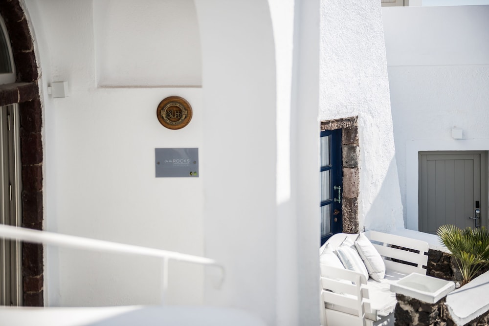 On The Rocks Hotel — Hotel rooms in Imerovigli, South Aegean