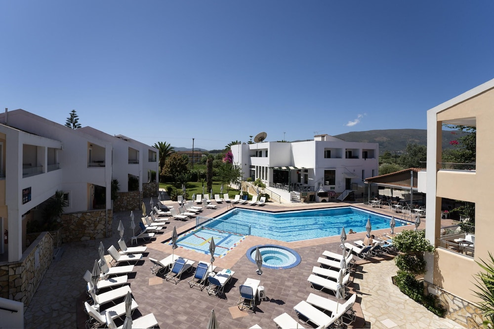 Oscar Hotel — Swimming pool in Laganas, Ionian Islands