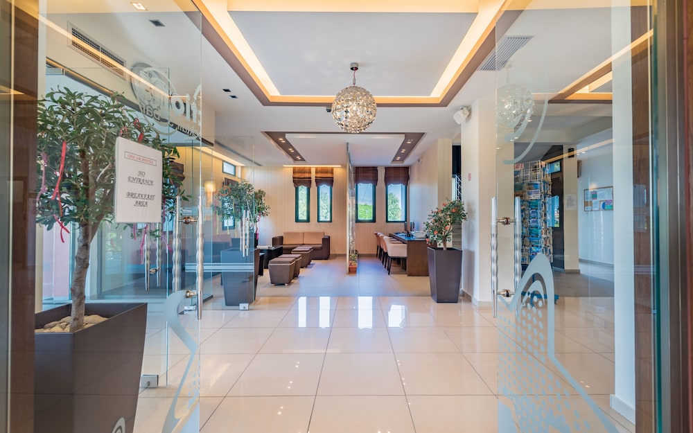 Oscar Hotel — Hotel building in Laganas, Ionian Islands