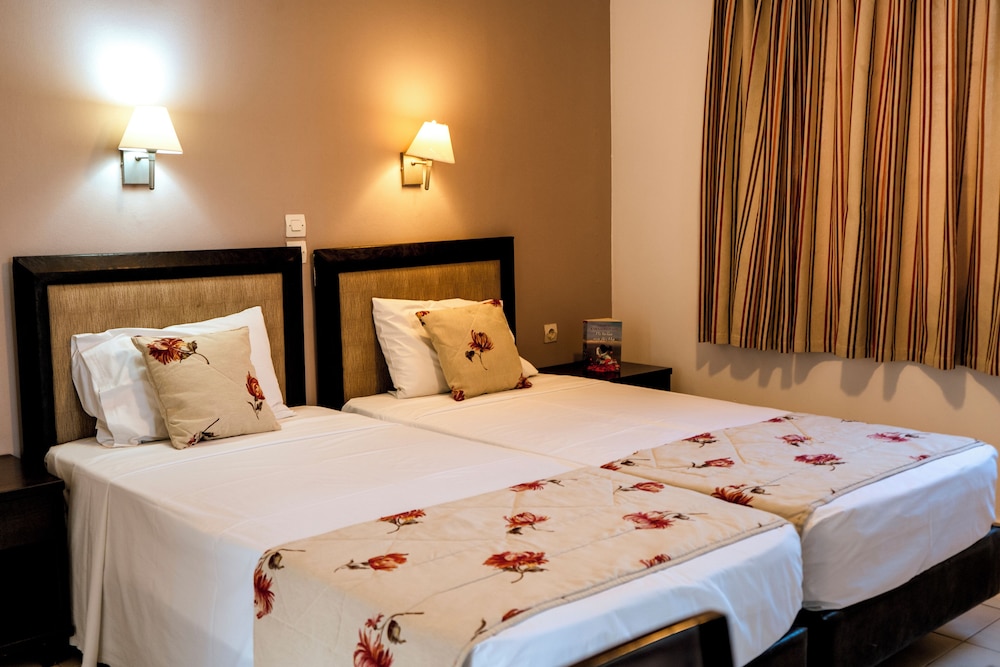 Oscar Hotel — Hotel rooms in Laganas, Ionian Islands