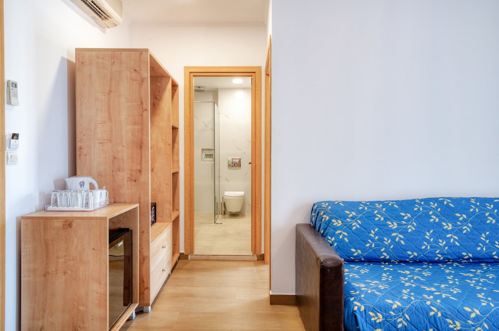 Oscar Hotel — Hotel rooms in Laganas, Ionian Islands