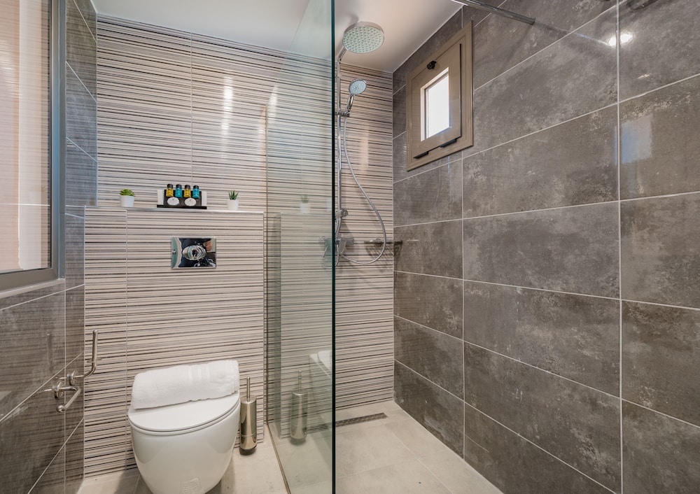 Oscar Hotel — Hotel rooms in Laganas, Ionian Islands