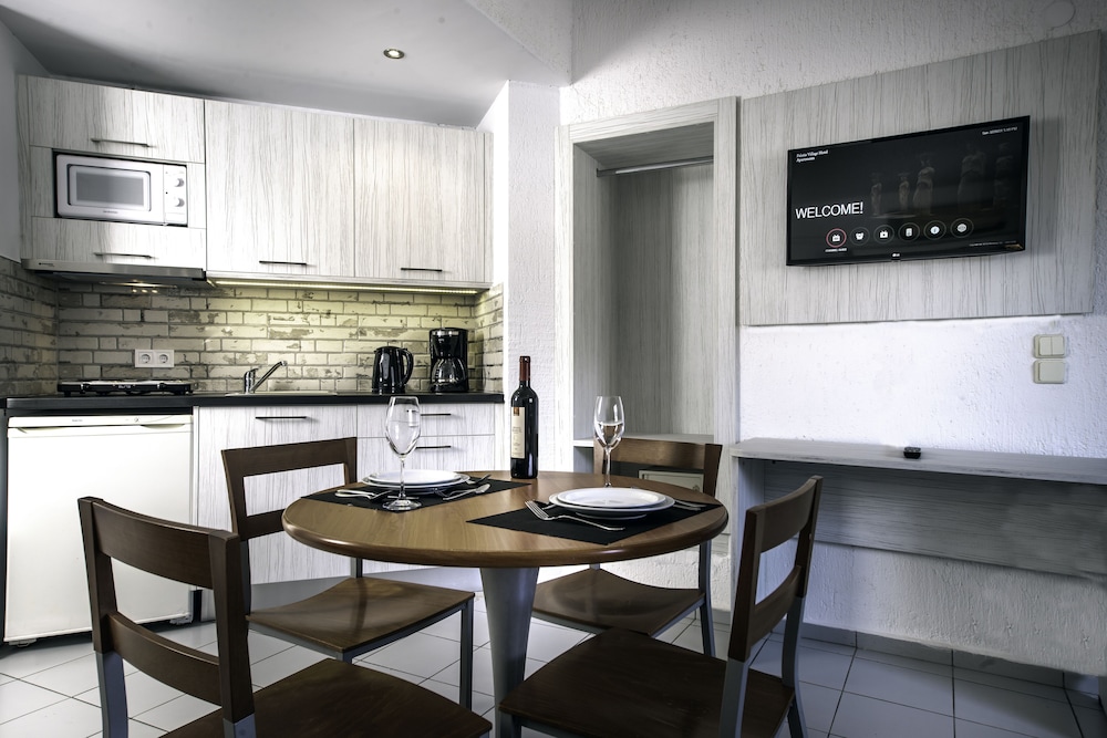 Palatia Village — Hotel rooms in Hersonissos