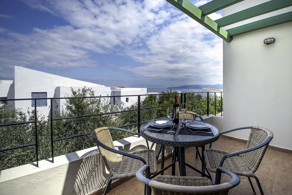 Palatia Village — Hotel rooms in Hersonissos
