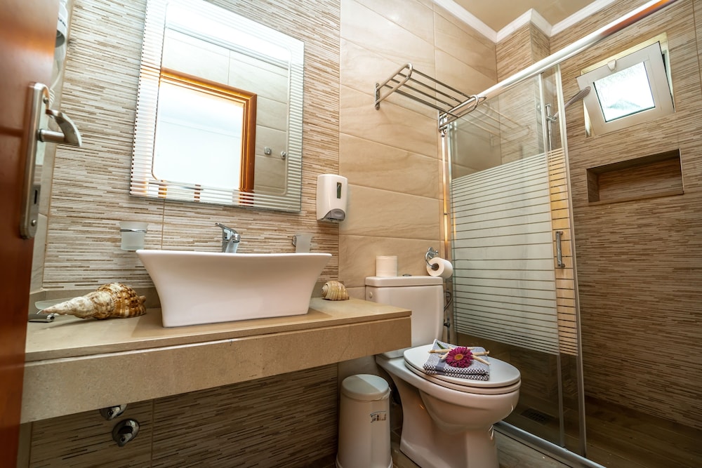 Philoxenia Hotel & Spa — Hotel rooms in Malia