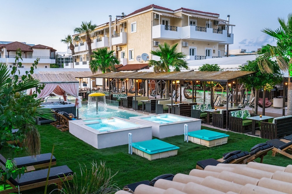Philoxenia Hotel & Spa — Restaurant & bars in Malia