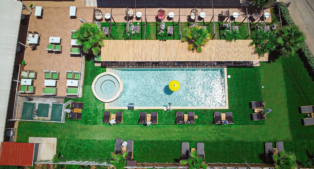 Philoxenia Hotel & Spa — Swimming pool in Malia
