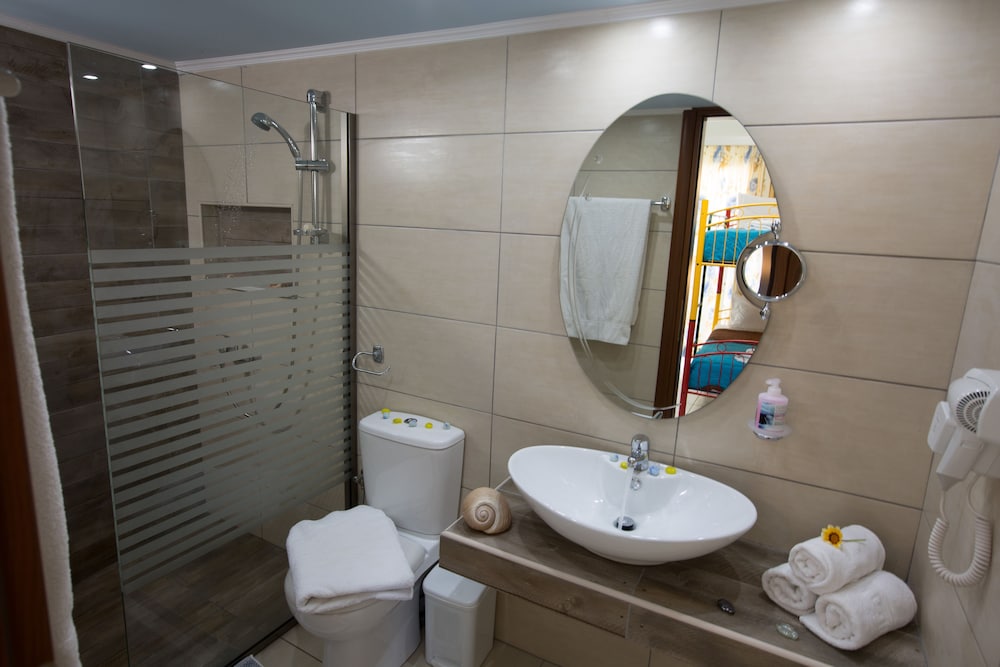 Philoxenia Hotel & Spa — Hotel rooms in Malia