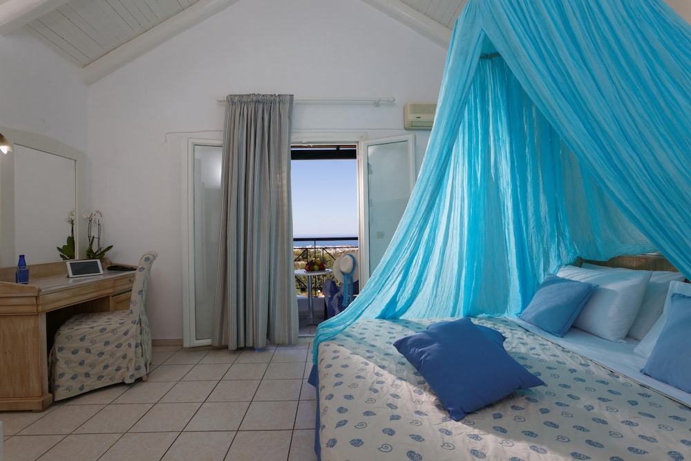Piskopiano Village — Hotel rooms in Hersonissos