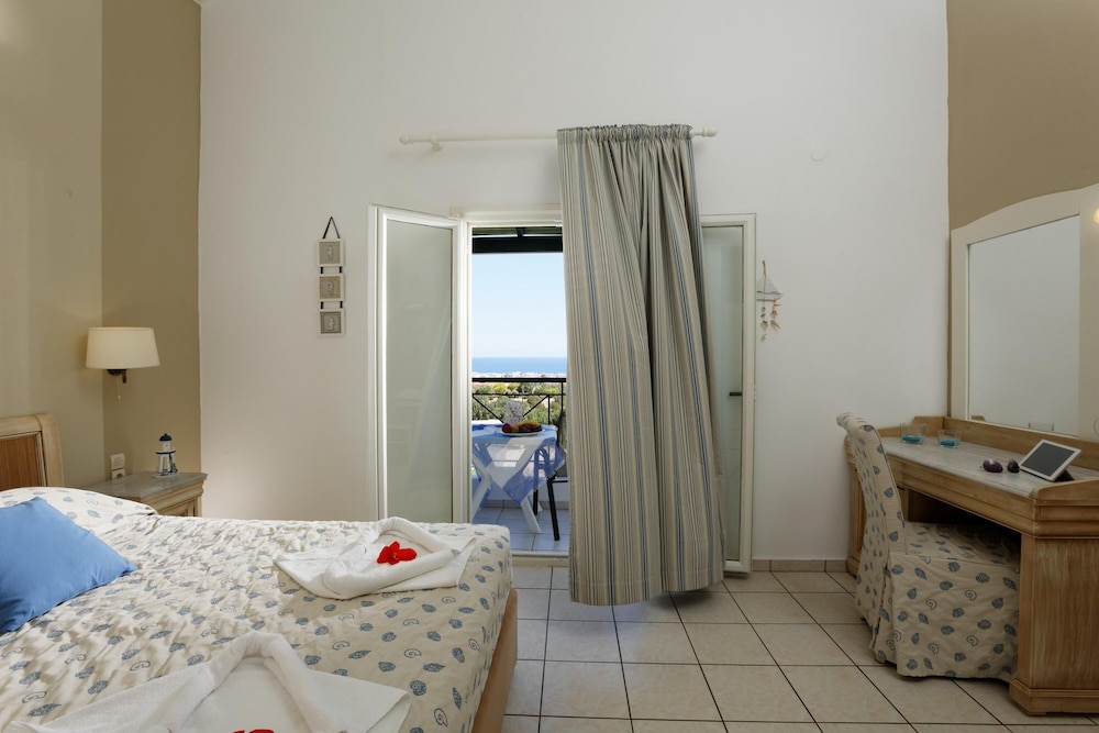 Piskopiano Village — Hotel rooms in Hersonissos