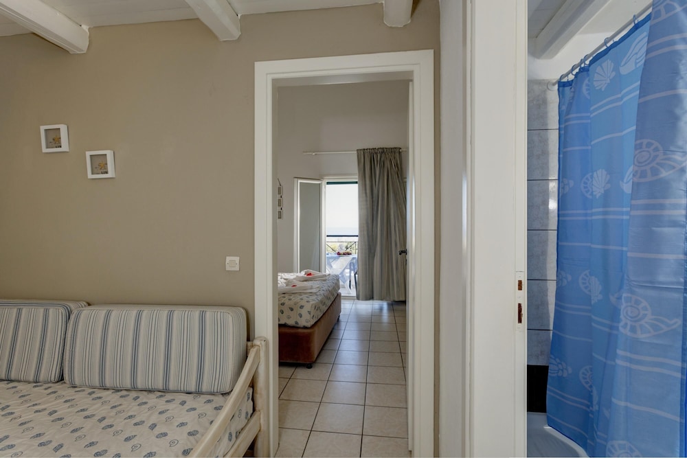 Piskopiano Village — Hotel rooms in Hersonissos