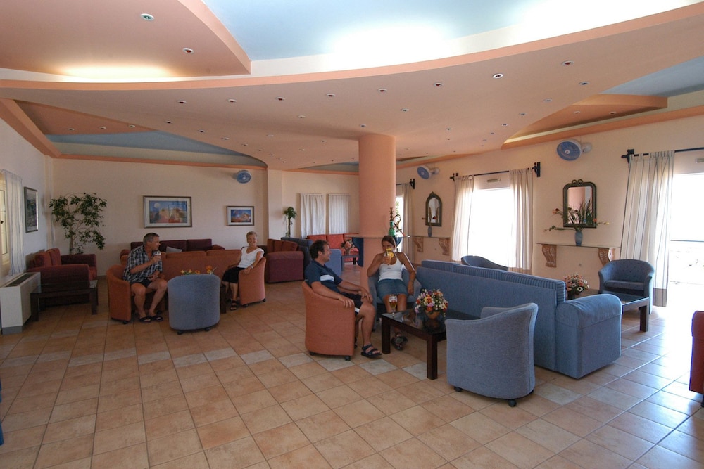 Porto Skala Hotel Village — Restaurant & bars in Skala (Kefalonia), Ionian Islands