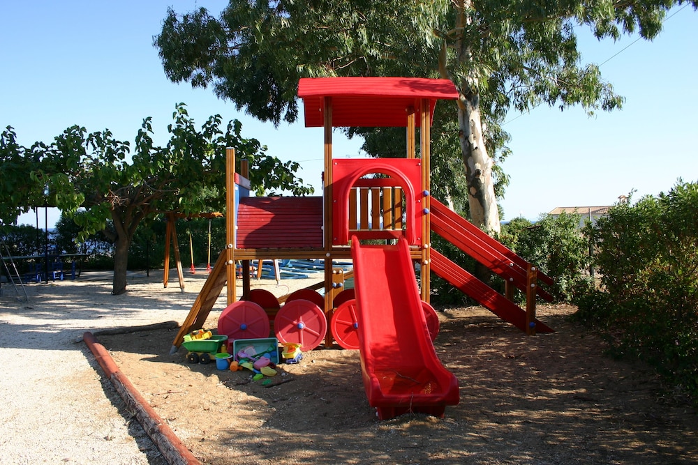 Porto Skala Hotel Village — Attractions for children in Skala (Kefalonia), Ionian Islands