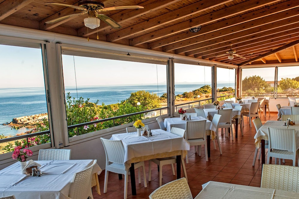 Porto Skala Hotel Village — Restaurant & bars in Skala (Kefalonia), Ionian Islands