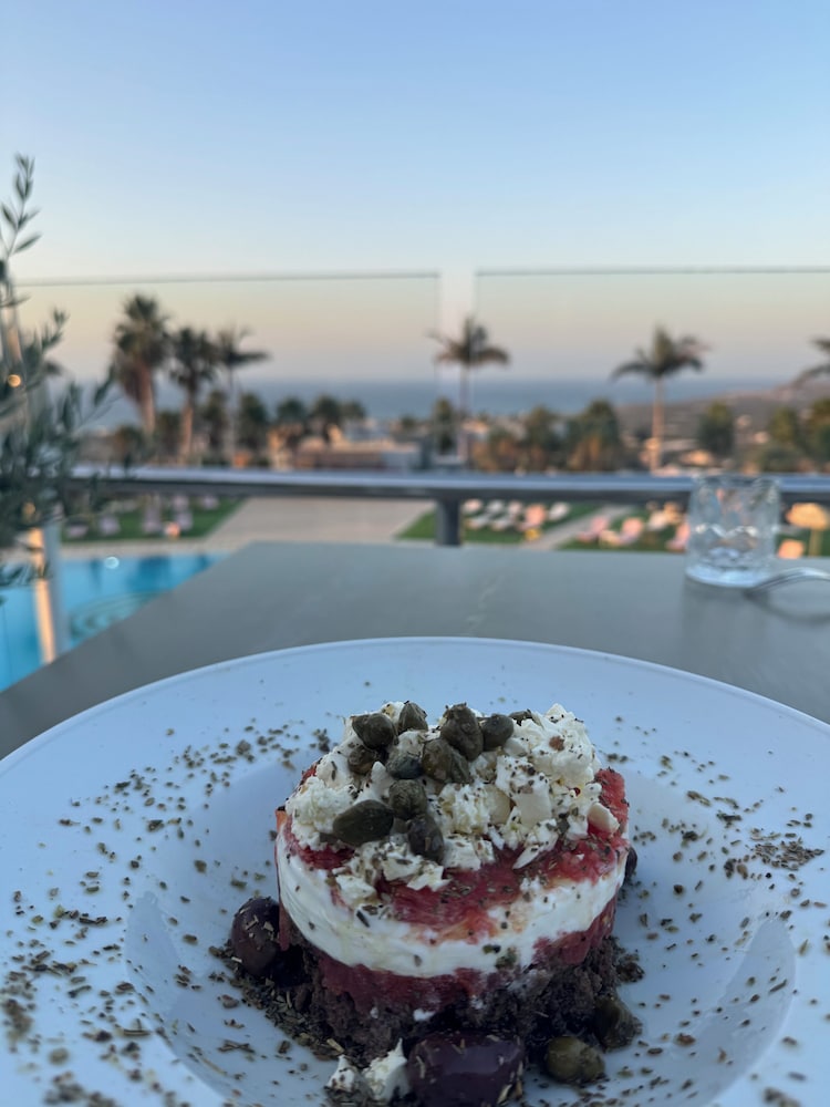 The Noverian Scenic Crete 5 Star Hilltop Villa Resort & Spa — Restaurant & bars in Malia