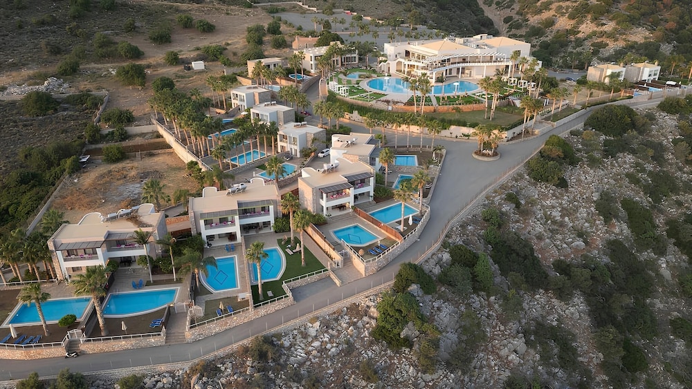 The Noverian Scenic Crete 5 Star Hilltop Villa Resort & Spa - zdjęcie 2