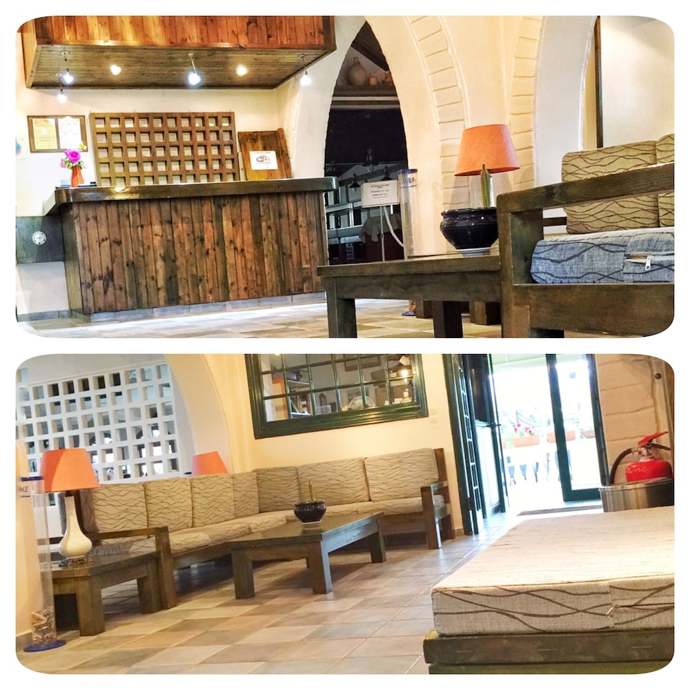 Hotel Sea Bird — Hotel building in Moraitika, Ionian Islands