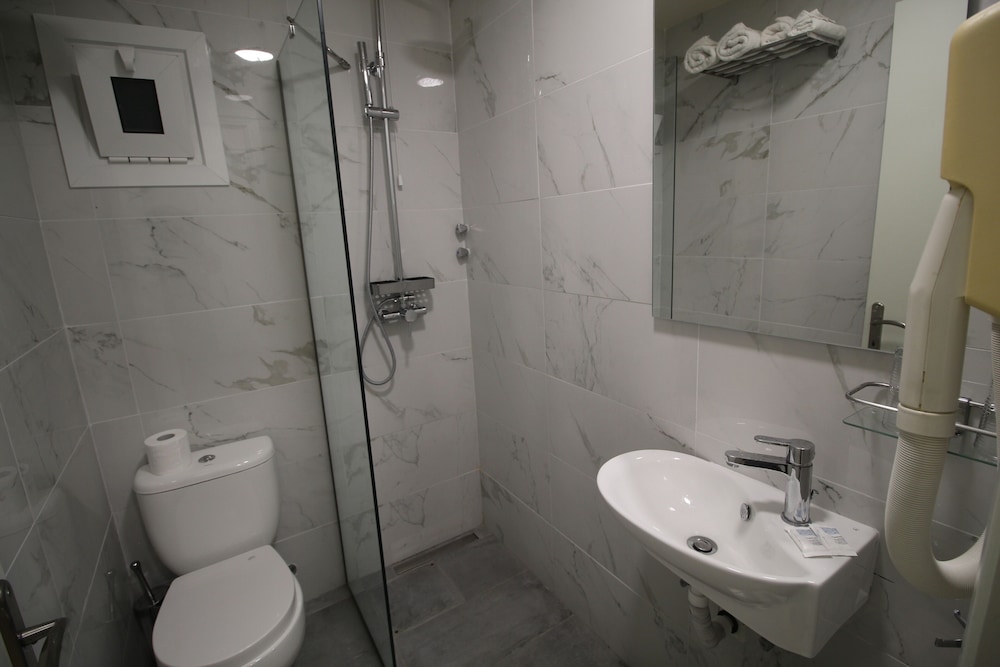 Hotel Sea Bird — Hotel rooms in Moraitika, Ionian Islands