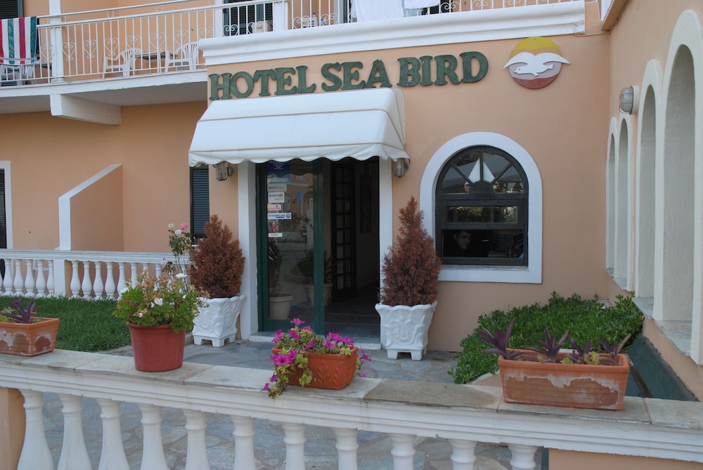 Hotel Sea Bird — Hotel building in Moraitika, Ionian Islands