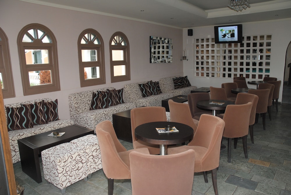 Hotel Sea Bird — Restaurant & bars in Moraitika, Ionian Islands