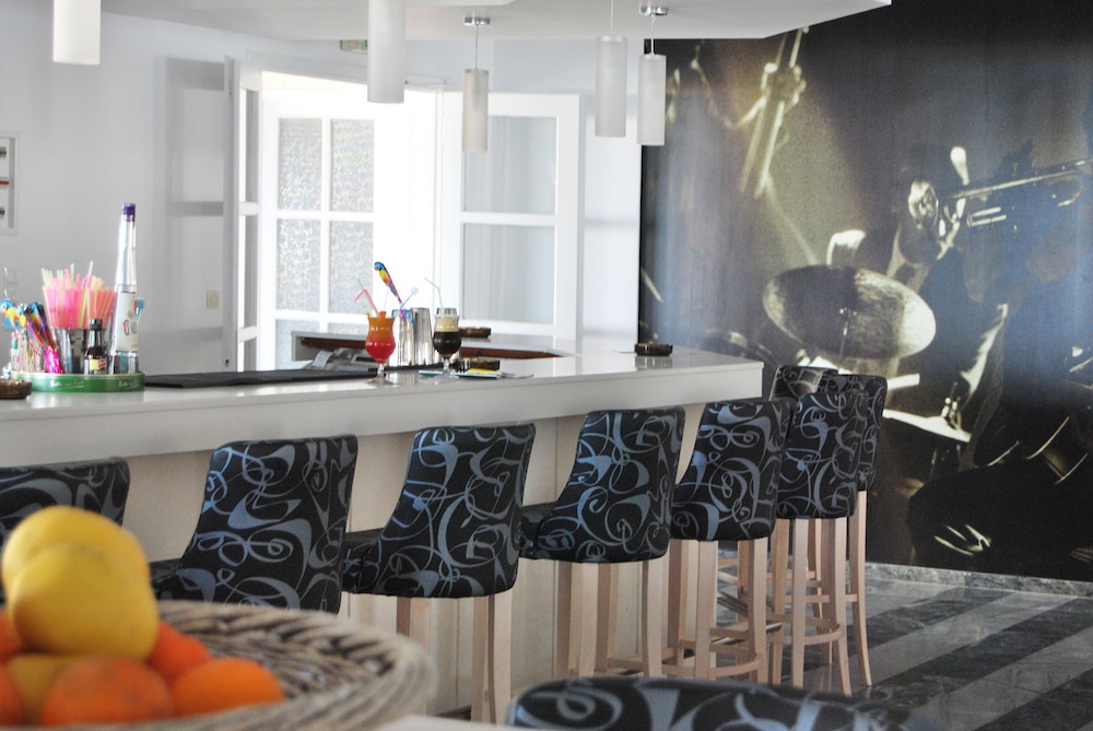 Semiramis Village — Hotel rooms in Hersonissos
