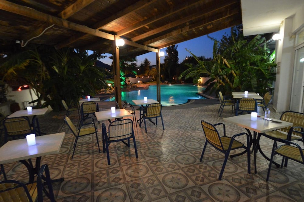 Sotirakis Hotel Studios — Restaurant & bars in Faliraki, South Aegean