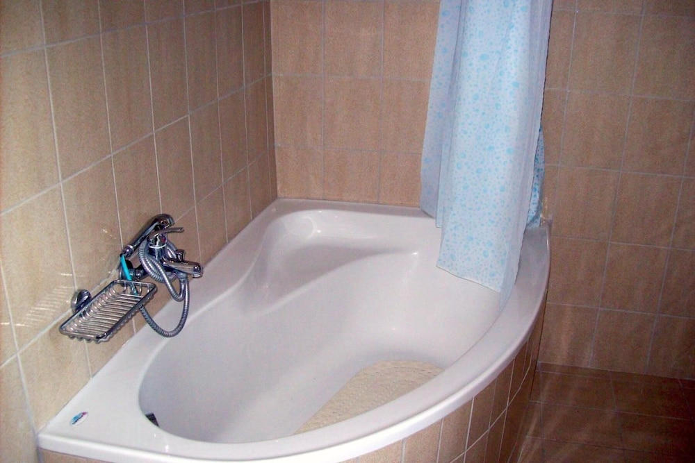 Sotirakis Hotel Studios — Hotel rooms in Faliraki, South Aegean