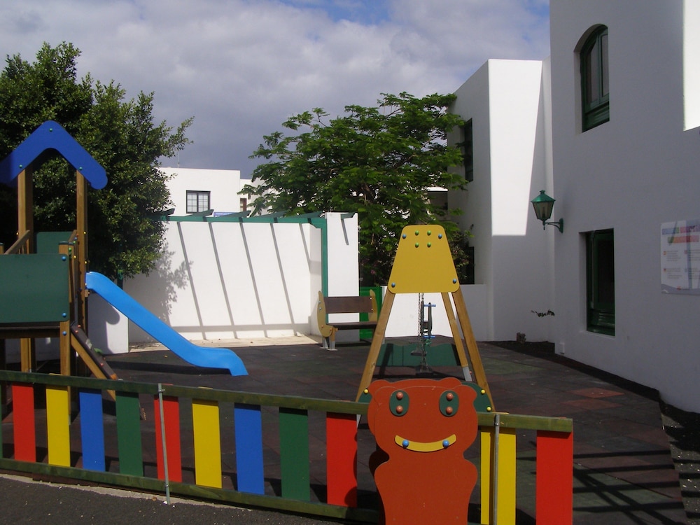 Apartamentos HG Lomo Blanco — Attractions for children in Puerto del Carmen, Canary Islands