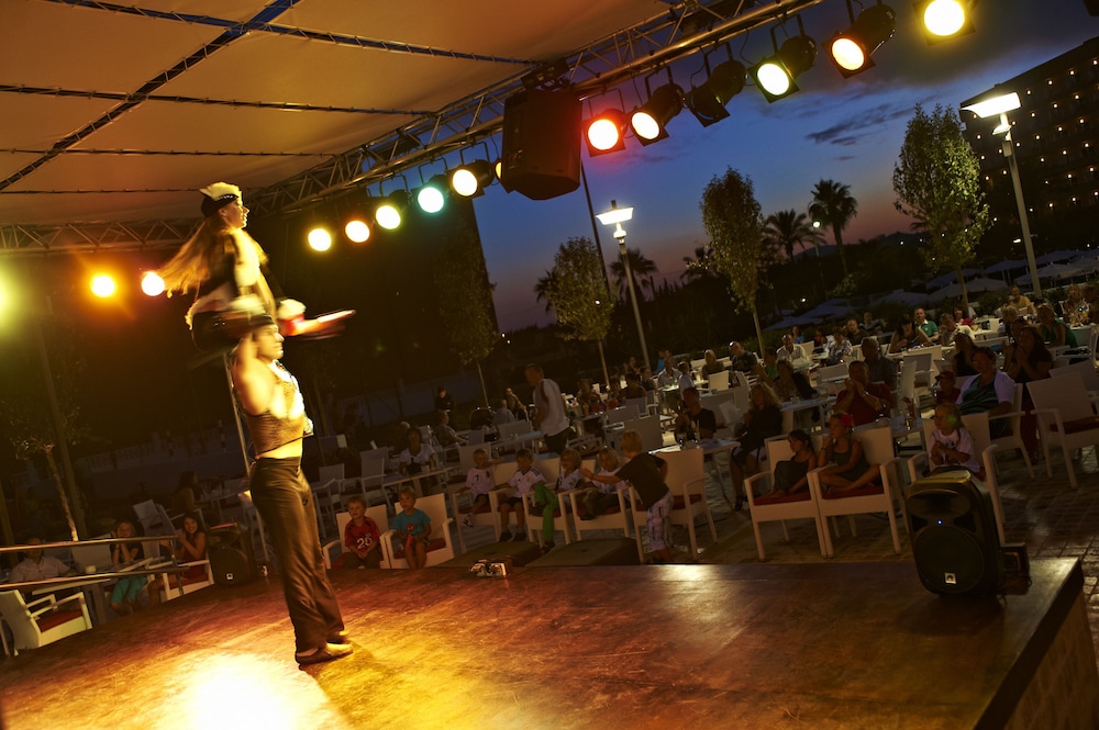 Hipotels Cala Millor Park — Attractions in the area in Cala Millor, Balearic Islands