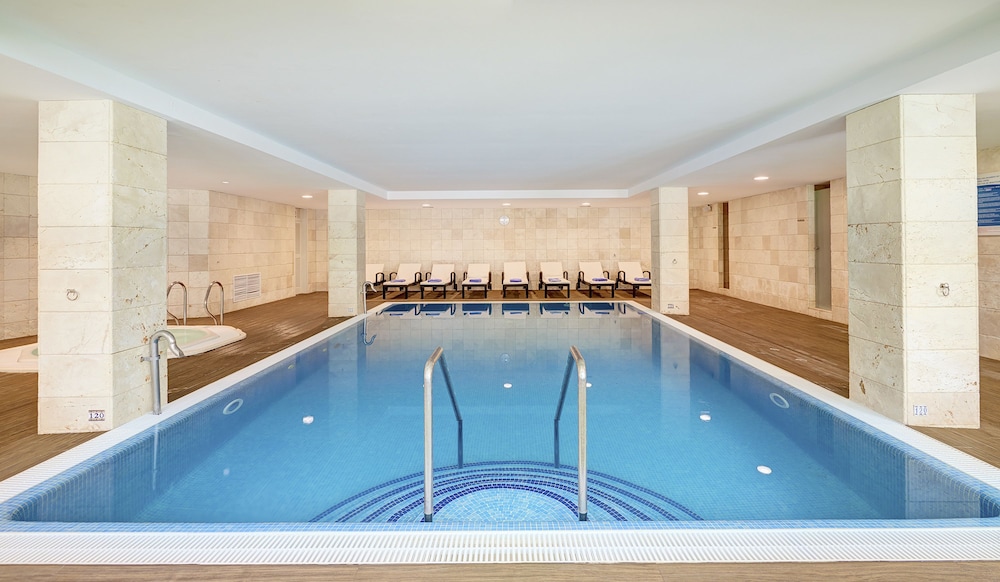 Hipotels Hipocampo Playa — Swimming pool in Cala Millor, Balearic Islands