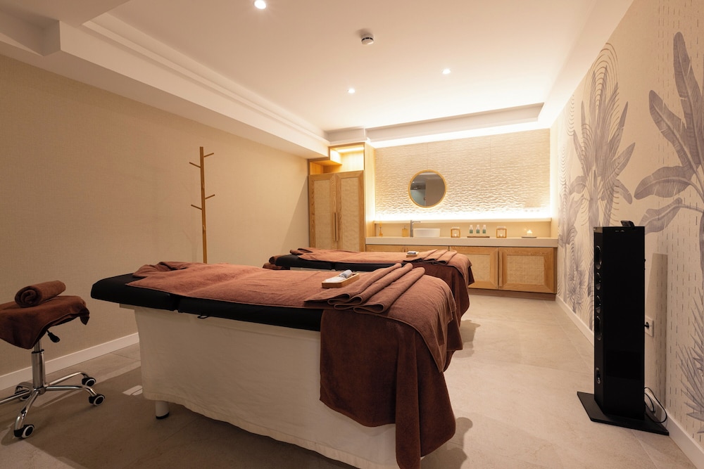 Hipotels La Geria — Spa in Puerto del Carmen, Canary Islands
