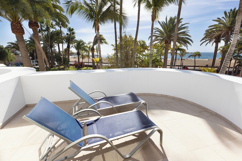 Hipotels La Geria — Beach in Puerto del Carmen, Canary Islands