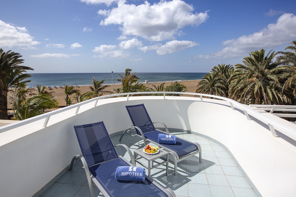 Hipotels La Geria — Beach in Puerto del Carmen, Canary Islands
