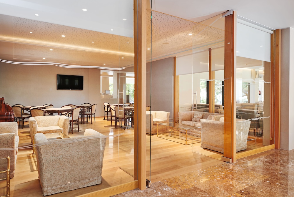 Hipotels Said — Hotel rooms in Cala Millor, Balearic Islands