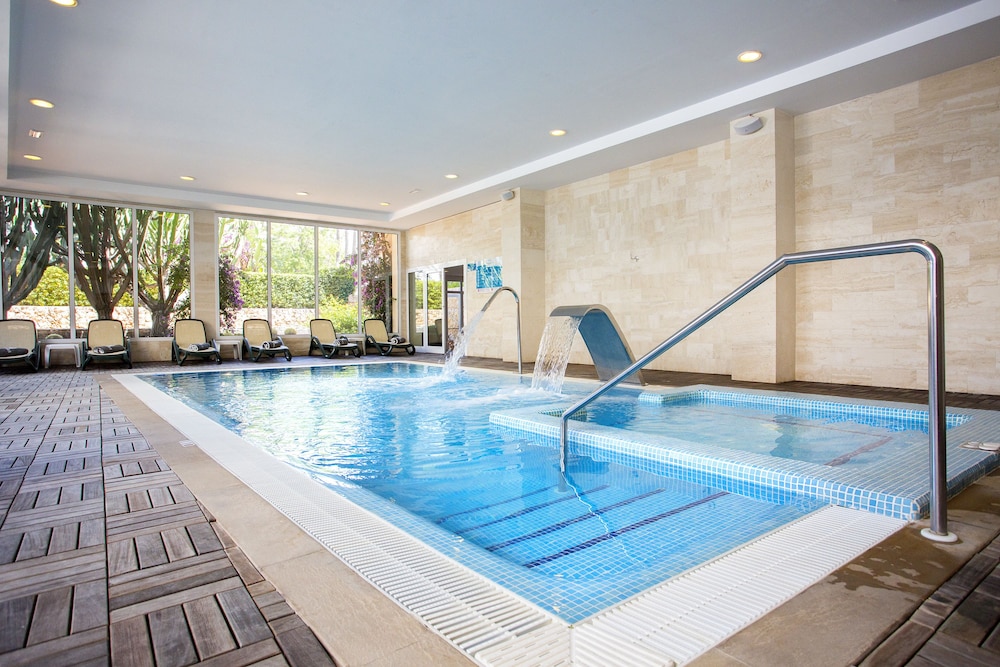 Hipotels Said — Swimming pool in Cala Millor, Balearic Islands