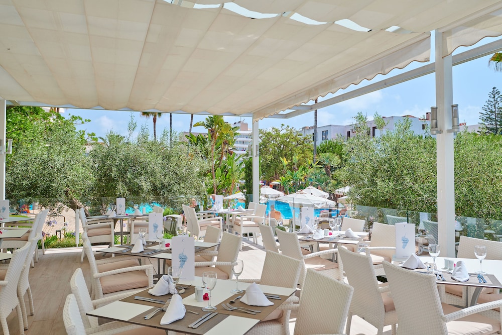 Hipotels Said — Restaurant & bars in Cala Millor, Balearic Islands