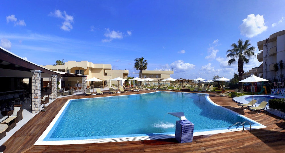 Venezia Resort Hotel & Spa - All inclusive — Swimming pool in Faliraki, South Aegean
