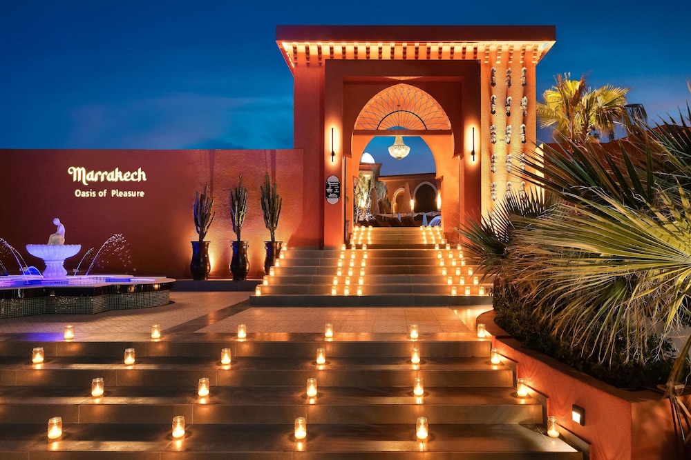 Venezia Resort Hotel & Spa - All inclusive — Hotel building in Faliraki, South Aegean