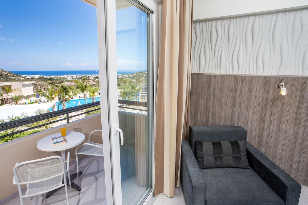 Venezia Resort Hotel & Spa - All inclusive — Hotel rooms in Faliraki, South Aegean