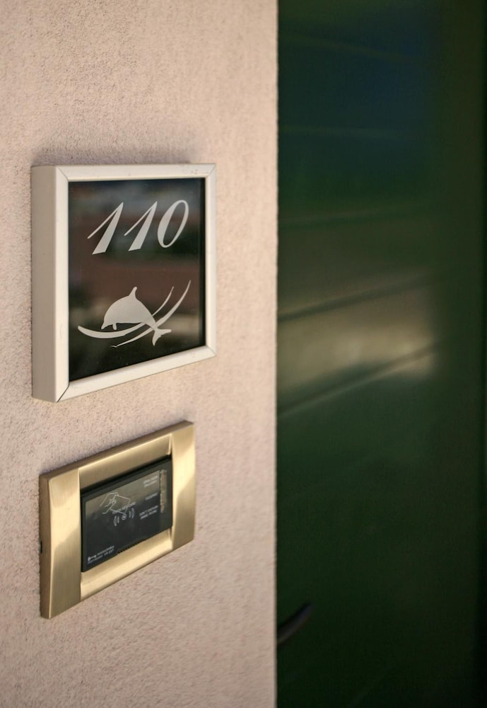 Eurohotel Katrin Suites-Adults Only — Hotel building in Stalida
