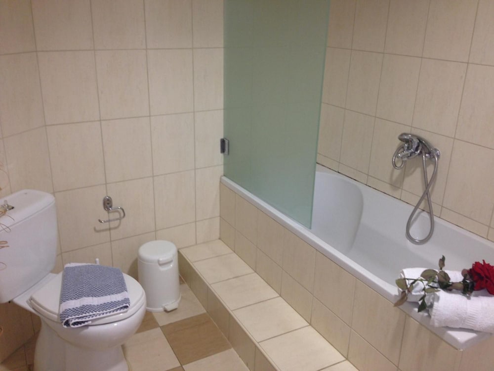 Eurohotel Katrin Suites-Adults Only — Hotel rooms in Stalida