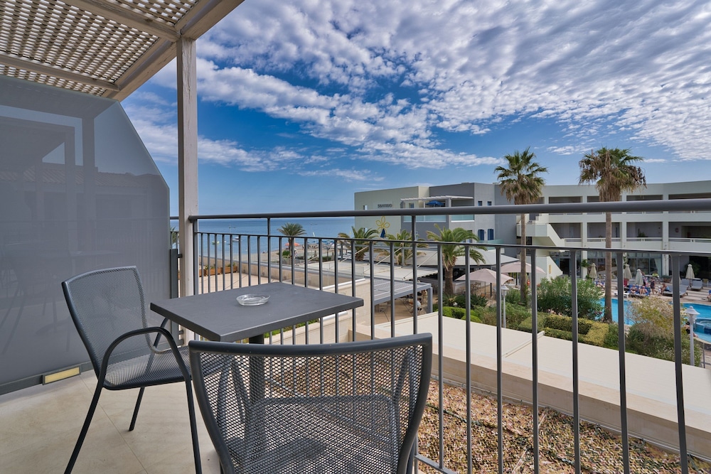 Aegean Pearl — Hotel rooms in Rethymnon