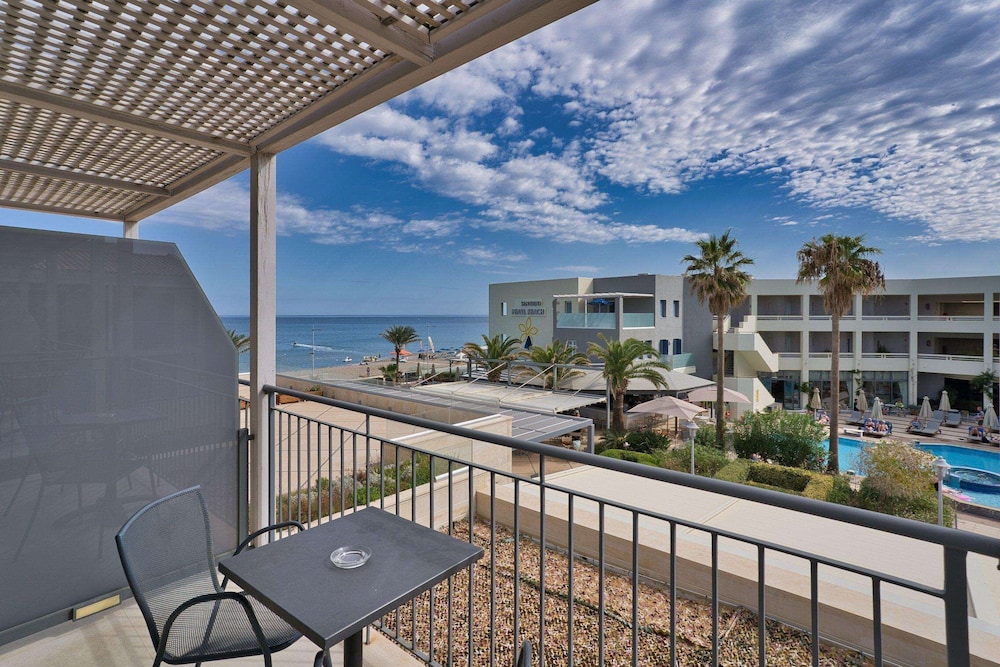 Aegean Pearl — Beach in Rethymnon