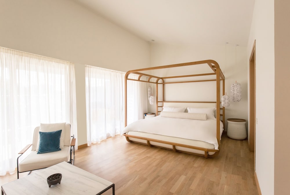 Phāea Blue - Small Luxury Hotels of the World — Hotel rooms in Elounda