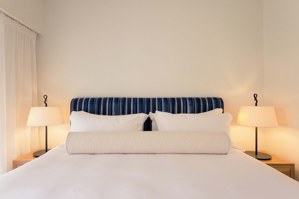 Phāea Blue - Small Luxury Hotels of the World — Hotel rooms in Elounda