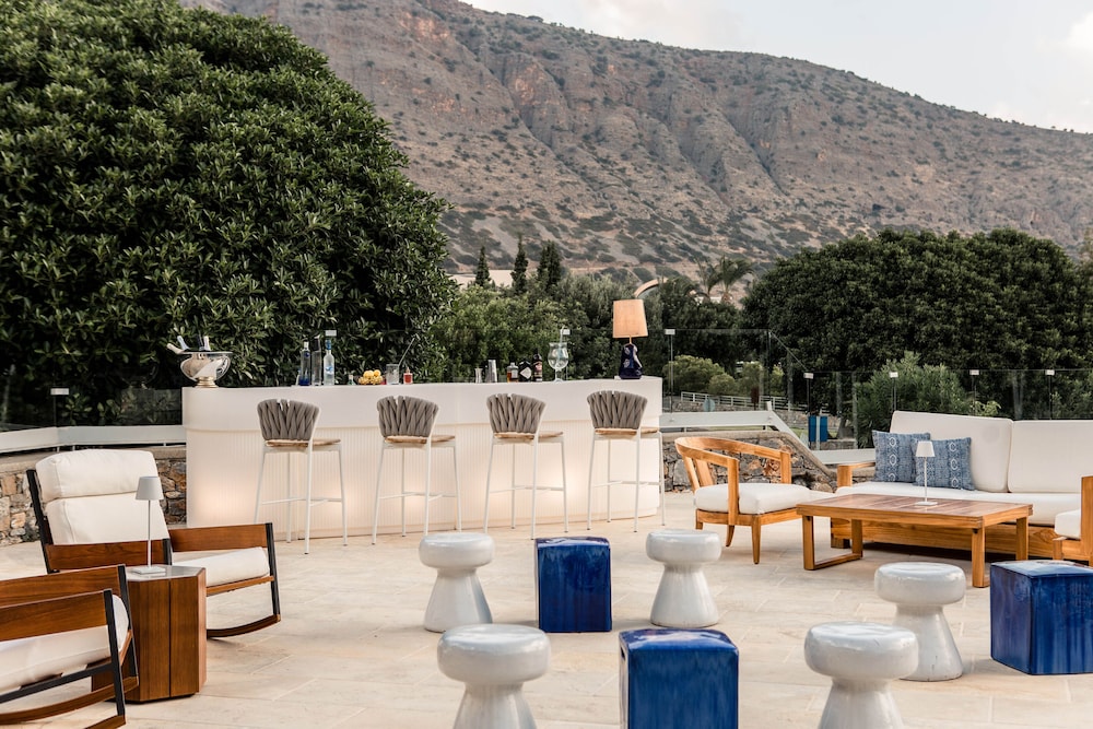 Phāea Blue - Small Luxury Hotels of the World — Restaurant & bars in Elounda